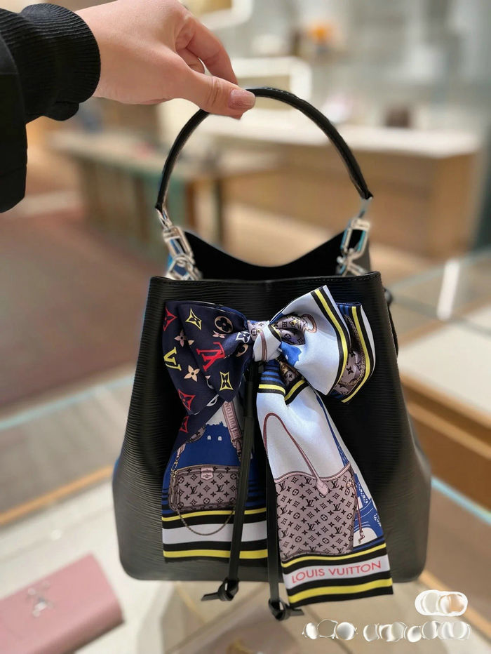 Louis Vuitton Scarf LVS00189